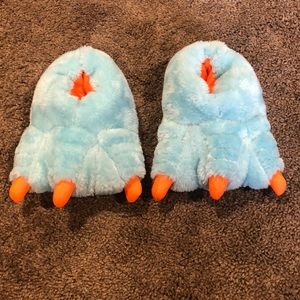 Lightly worn Lily & Dan monster slippers kids size 9/10